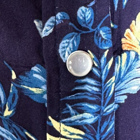 Sandrine Rose Leaf Print Button Up Blouse Women XS NWT Oversized Made in USA - Picture 7 of 8